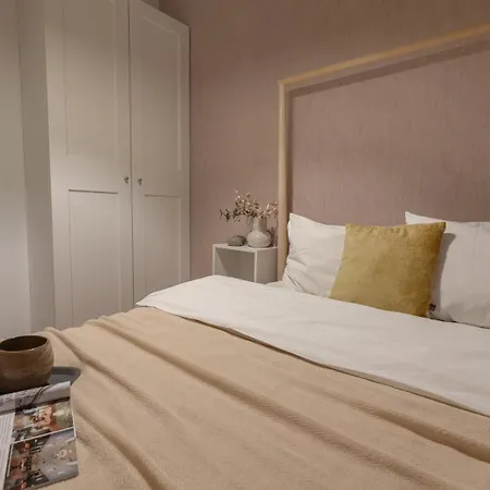 Harbor - Zabrska Lägenhet *